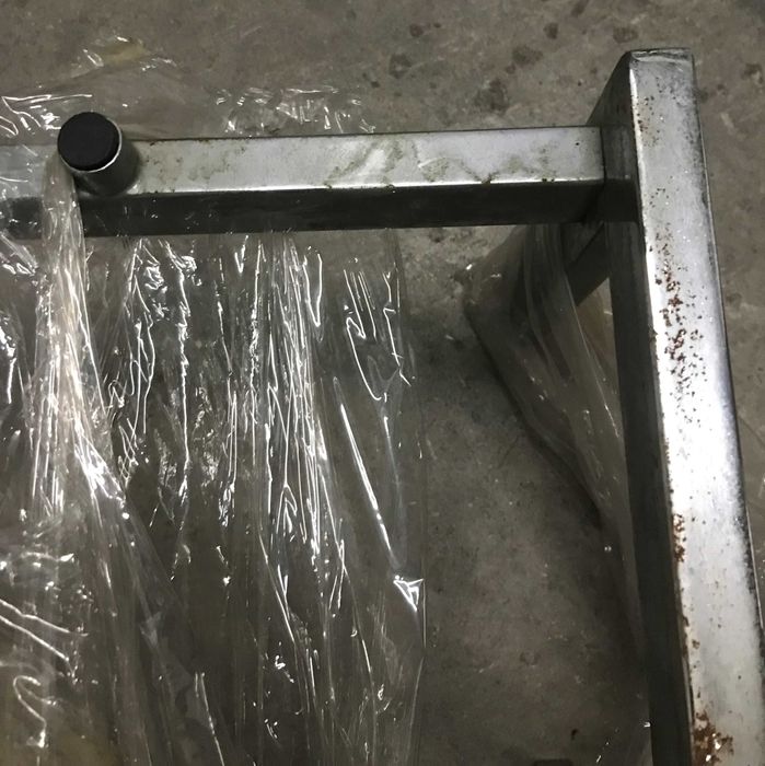 Anos 50/60 - Mesa de apoio c/ tampo em mármore Verde Viana