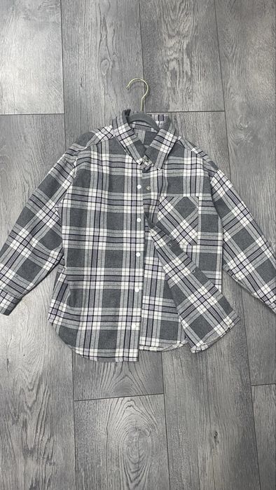 Джинсова куртка H&M 122р. і сорочка в клітинку 116р.