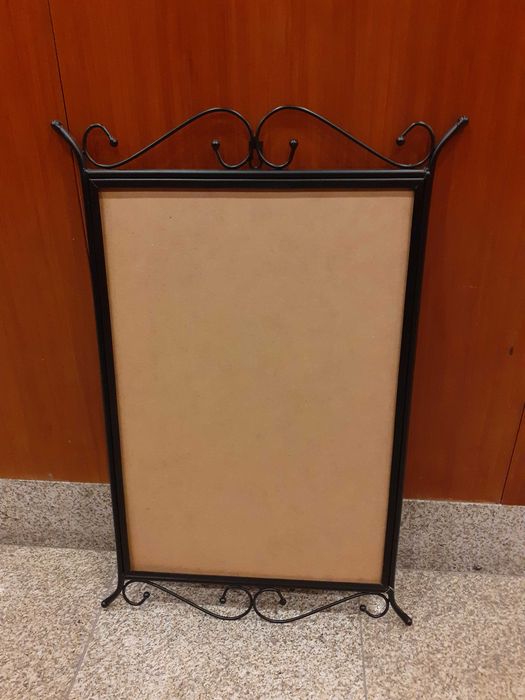 Moldura em ferro preto64284095127809120