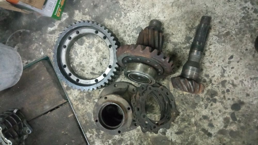 Продам запчастини до редактора ЗІЛ 130