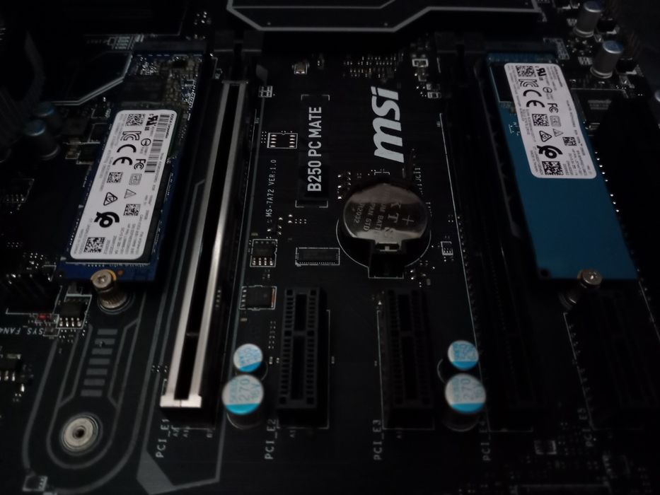 Motherboard MSI PRO Series + CPU tudo a funcionar 100%