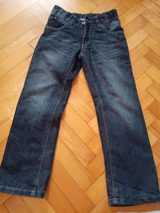 Spodnie jeansowe ocieplane r122 stan idealny