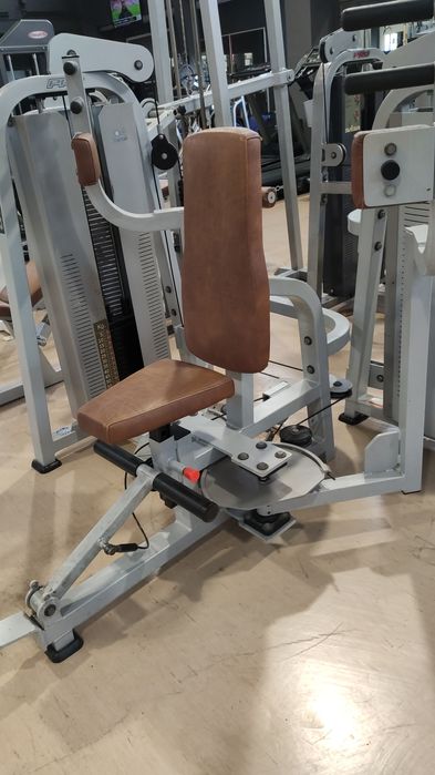 Várias máquinas Ginásio. Technogym /Adan