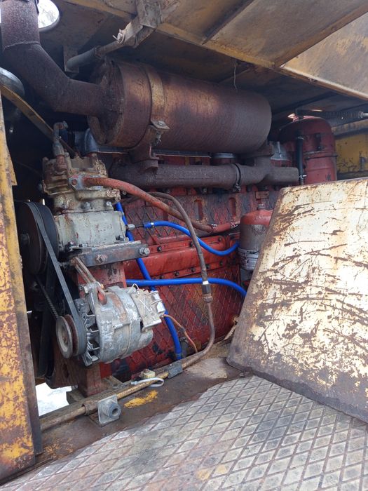 Продам фронтальний погрущик амкадор