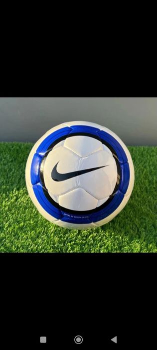 Piłka nożna Nike T90