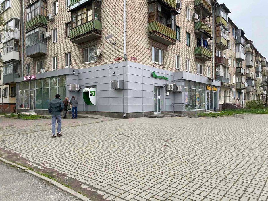 Сдам комерційне приміщення на Косіора