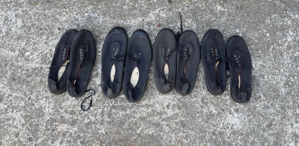 Продам абсолютно новую спортивную обувь