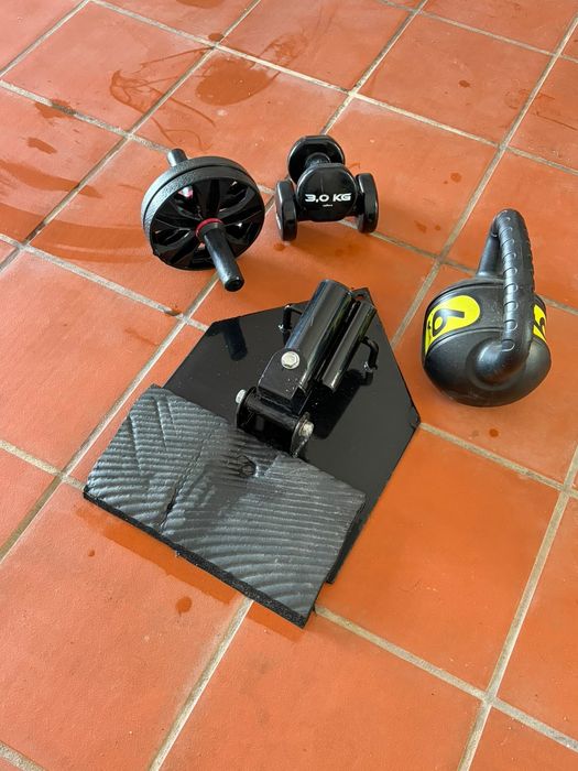 Plataforma T-Bar Row / Landmine para Barra Olímpica + Kettlebell 6 kg + Halteres 3 kg + Roda Abdominal