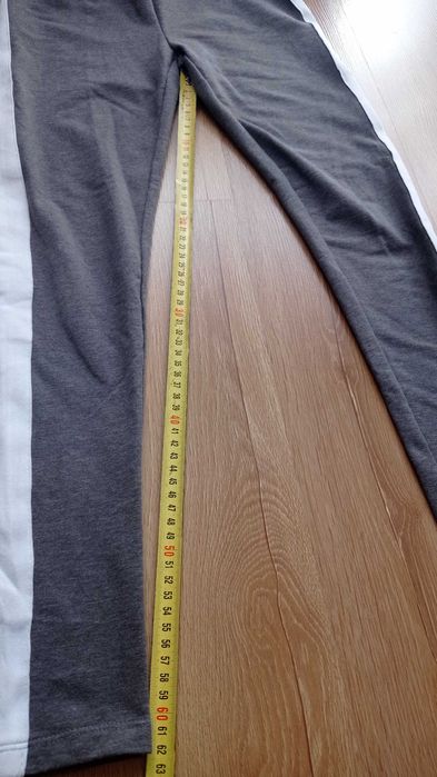 Legginsy z lampansami Reserved 152