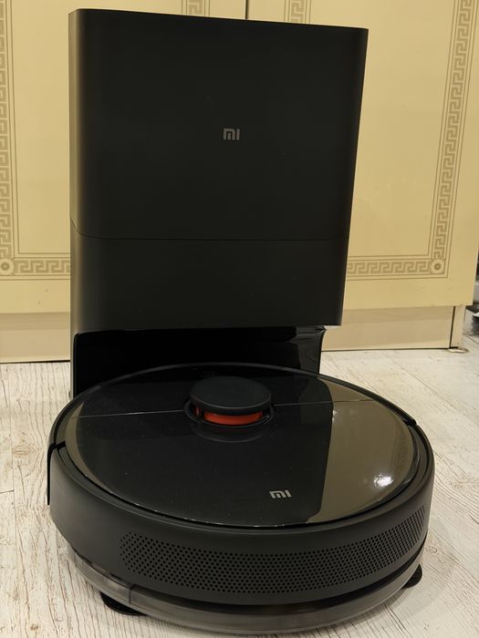 Робот-пилосос з вологим прибиранням Xiaomi Mi Robot Vacuum-Mop 2 Ultra
