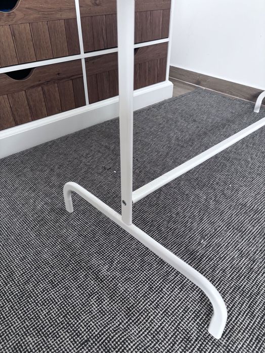 Cabideiro IKEA branco