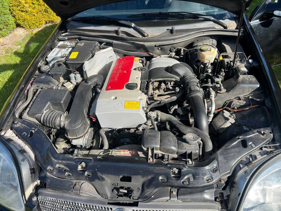 Mercedes -  Benz SLK 200 kompressor - kabrio.