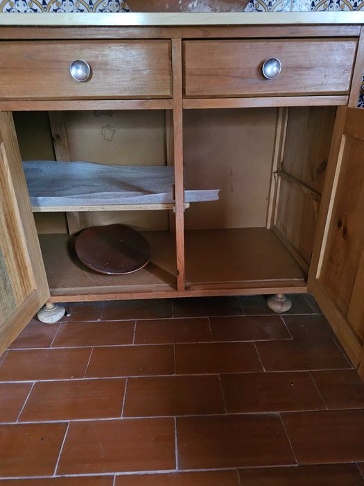 Móvel aparador rústico em pinho