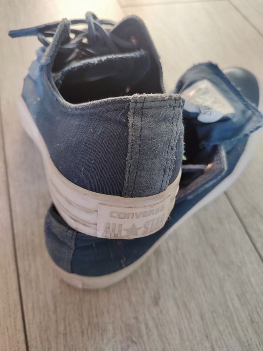 Converse granatowe
