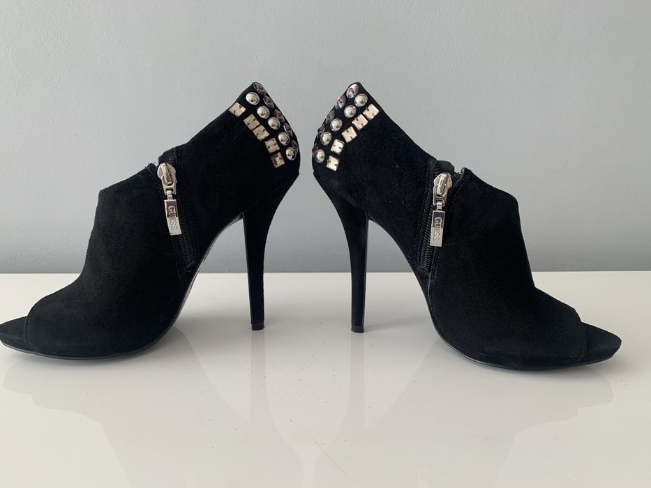 Guess open toe czarny zamsz 36/37
