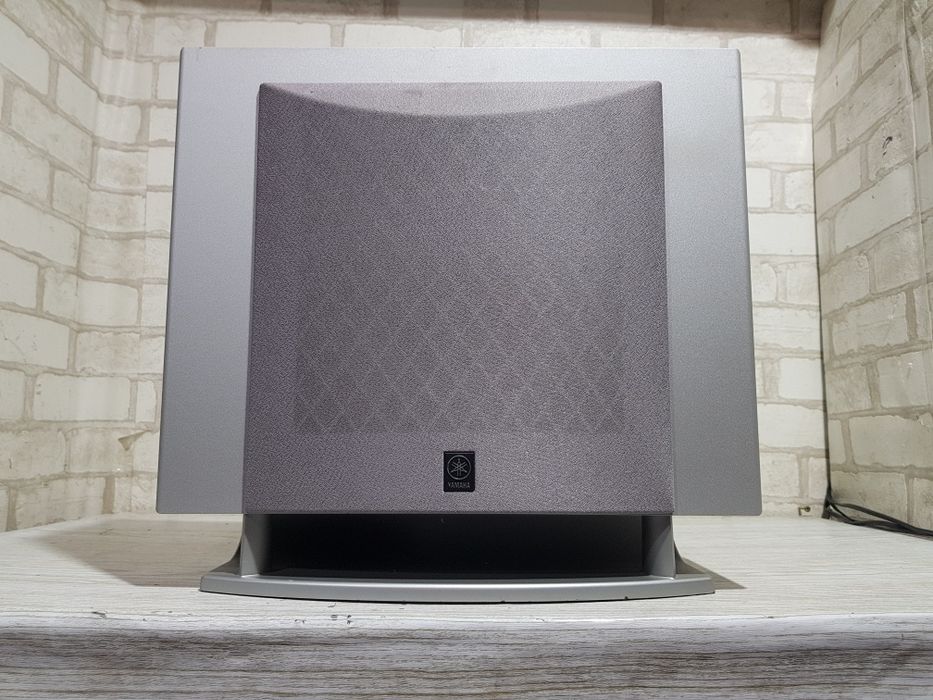 Активний сабвуфер YAMAHA YST-FSW 100, потужність 130 Вт, б/у