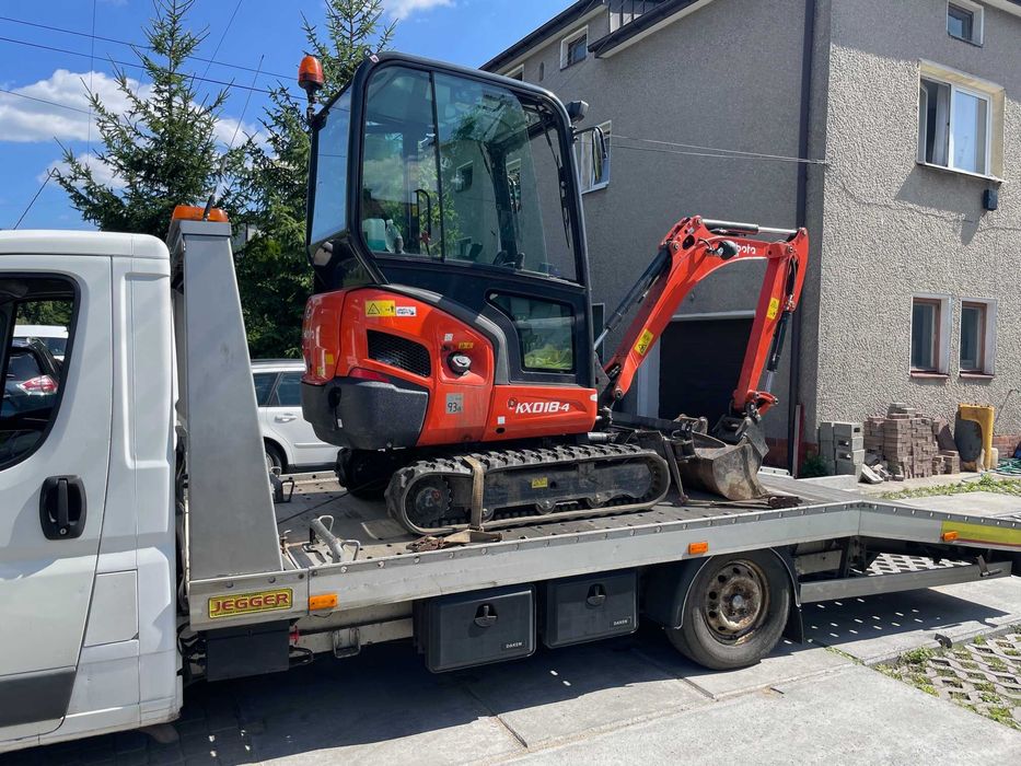 Laweta Warszawa Pomoc drogowa Holowanie 24h autolaweta transport S8