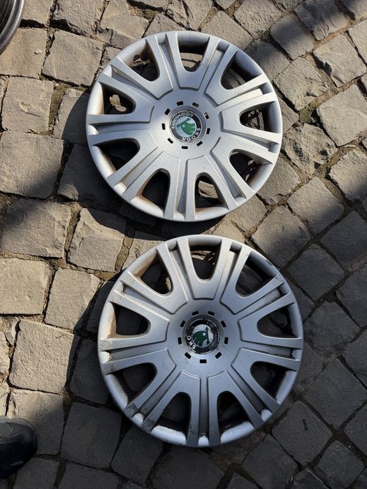 Ковпаки по штучно R15 Skoda Octavia A5 оригінальні 2 шт