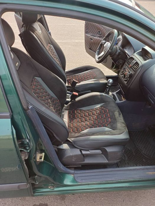 Продам автомобиль Mitsubishi Carisma