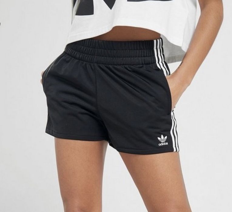 Жіночі шорти Adidas оригінал