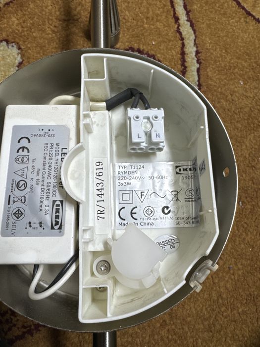 Ledowa lampa sufitowa Ikea 3x3W