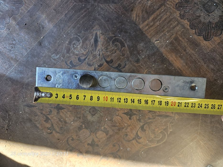 Продам врезной замок