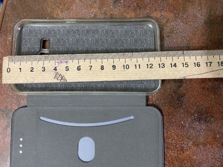 Продам чехлы на телефон