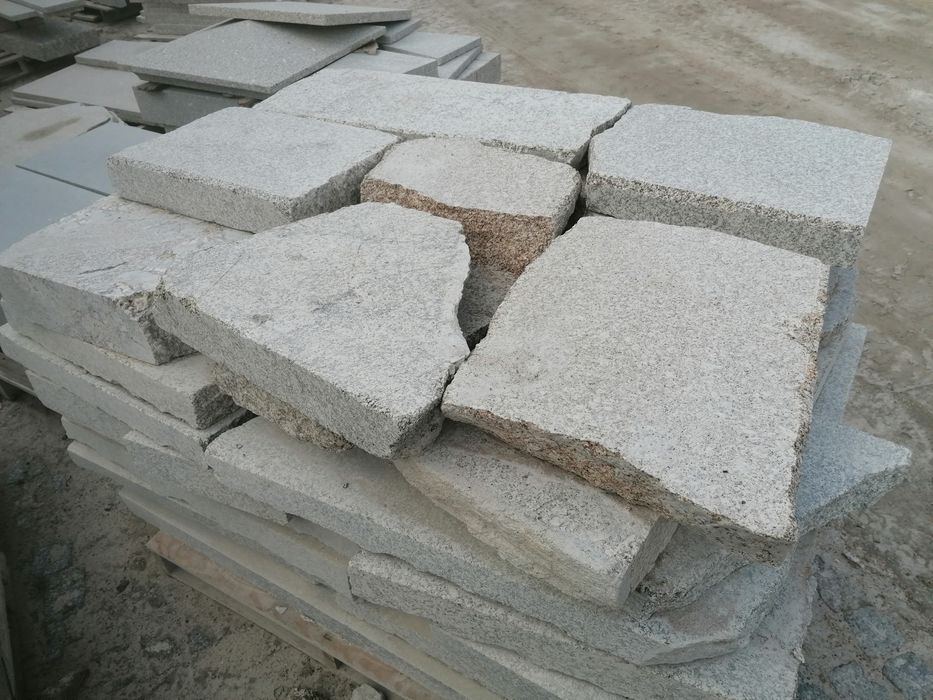 Vários tipos de pedra antiga