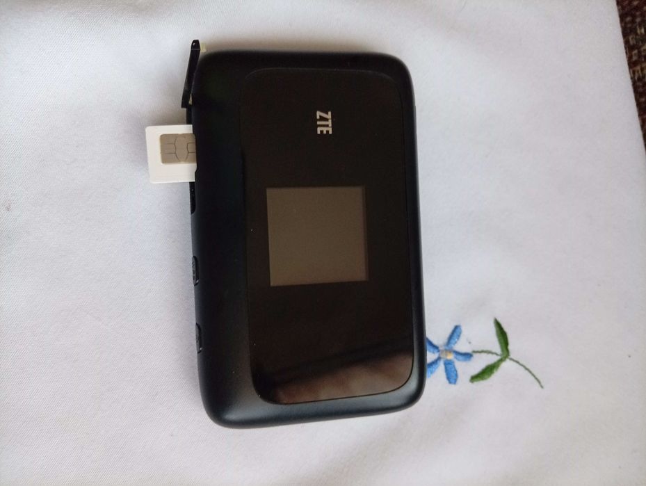 Router WIFI z Modemem 4g/LTE firmy ZTE model MF 910T, na karty SIM Operatorów komórkowych, Mobilny, bez Blokad
