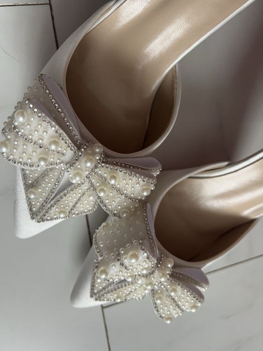 Туфлі на підборах