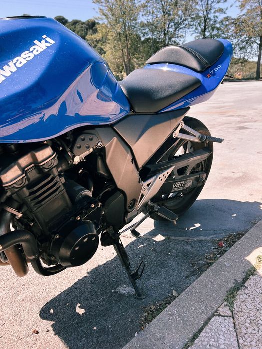 Kawasaki z 750 cc