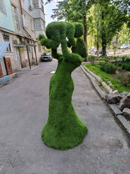 Вироби зі штучної трави /топіарі/