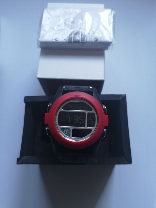 Часы мужские Nixon Commando Army