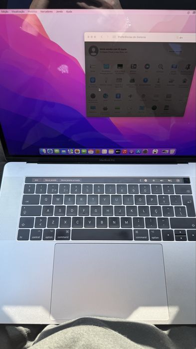 MacBook Pro i7 toutch bar
