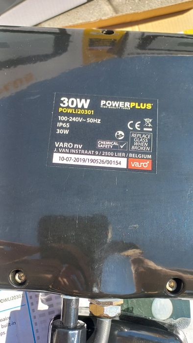 Потужний світлодіодні прожектор powerplus powli20301