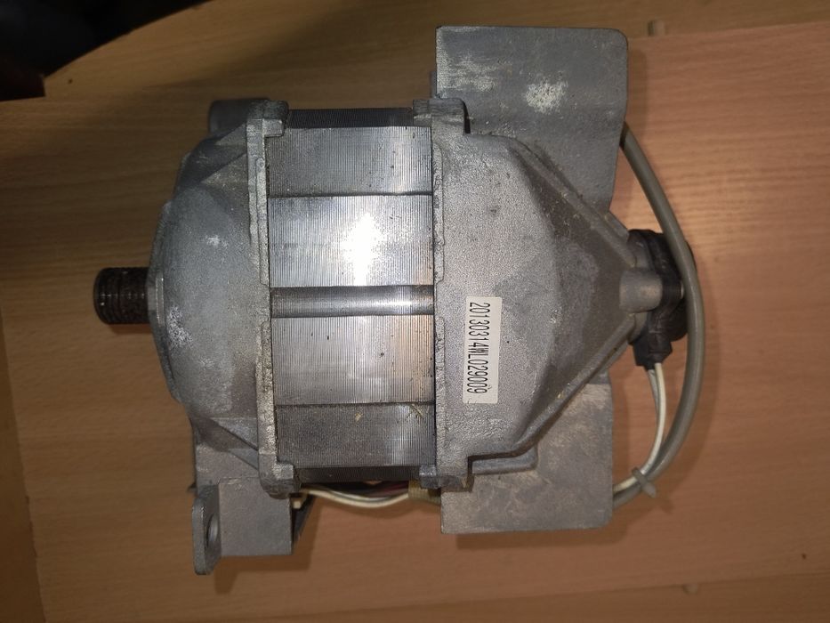 Silnik pralki automatycznej