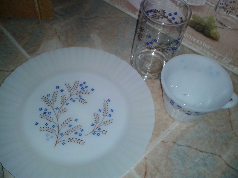 Serviço de loiça 42 pçs novo