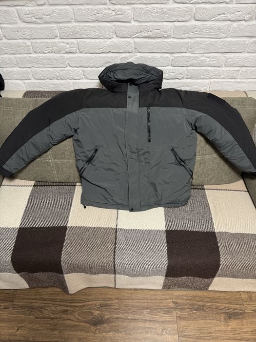 Зимова куртка. Нова