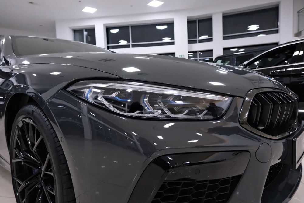 BMW M8