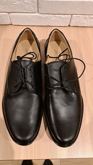 Polskie buty skorzane nowe r 42 ok28,5 cm