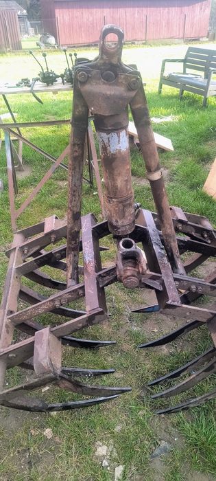 Łyżka chwytak Rozdzielacz cyklop T214 bizon siłownik