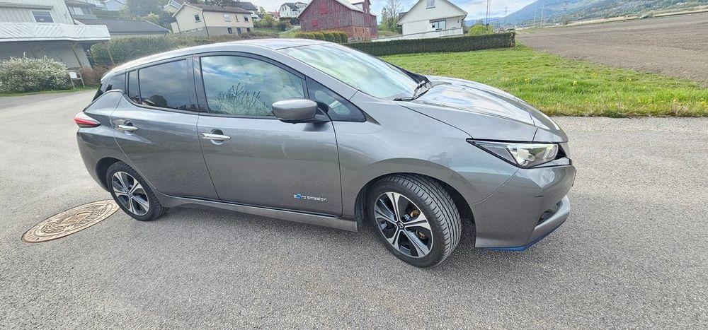 Nissan leaf 62kw
