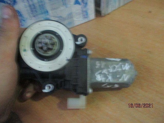 Motor vidro frente direito NISSAN Note (E12)
