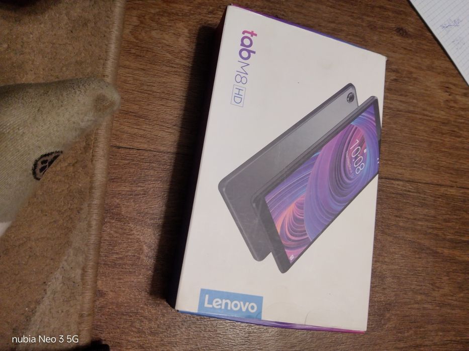 планшет lenovo tabM8HD