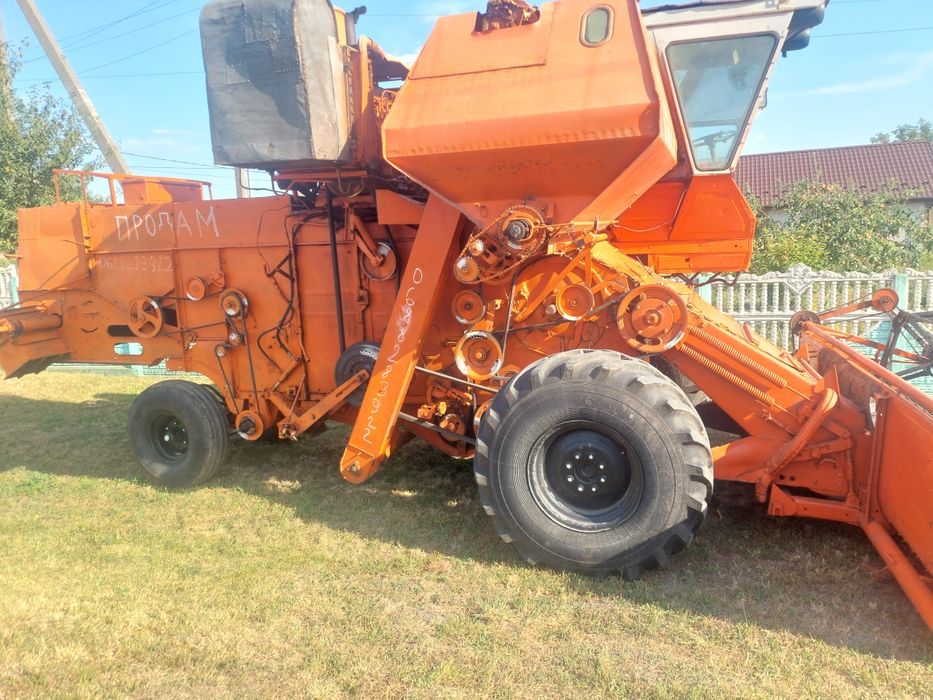 Продам зерновий комбайн Нива с-к5м1 .