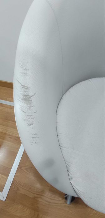 Cadeira de escritório SKRUVSTA (IKEA)