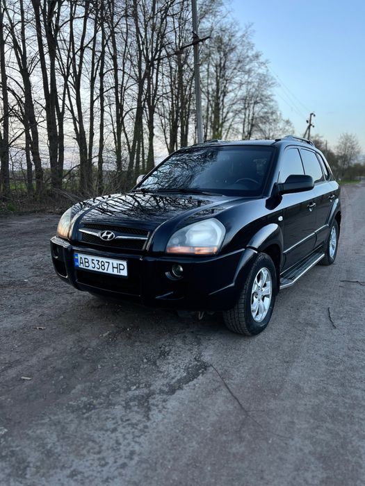 Автомобіль HYUNDAI