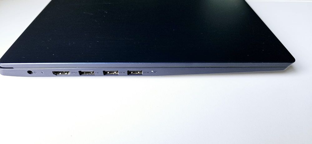 Laptop LENOVO Premium Gold SSD 512, RAM 8Gb 2.00GHz