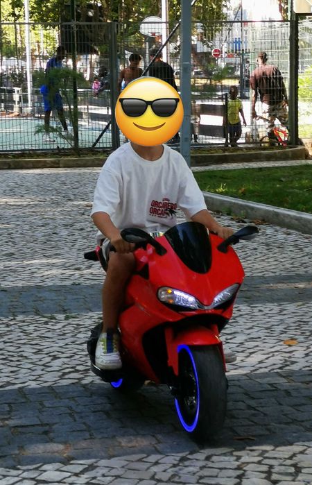 Moto Elétrica Criança 12v - Estilo Ducati