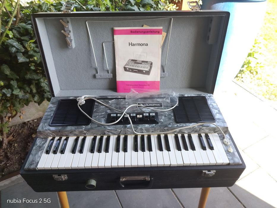 Organy Harmona z NRD